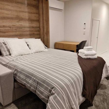 Cosy Cbd Studio Apartment 6 Крайстчёрч Экстерьер фото