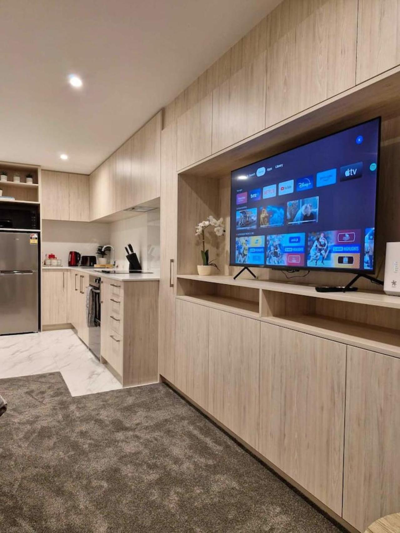 Cosy Cbd Studio Apartment 6 Крайстчёрч Экстерьер фото